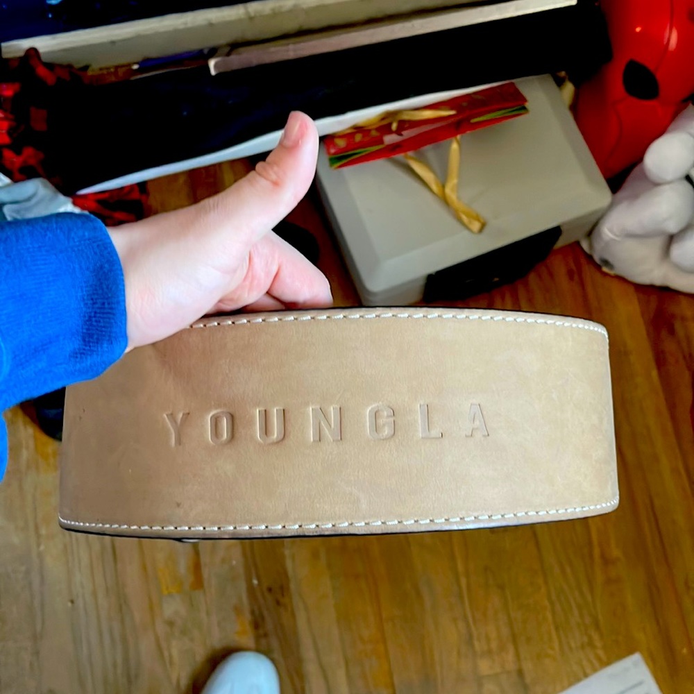 Young la belt size large worn a few times